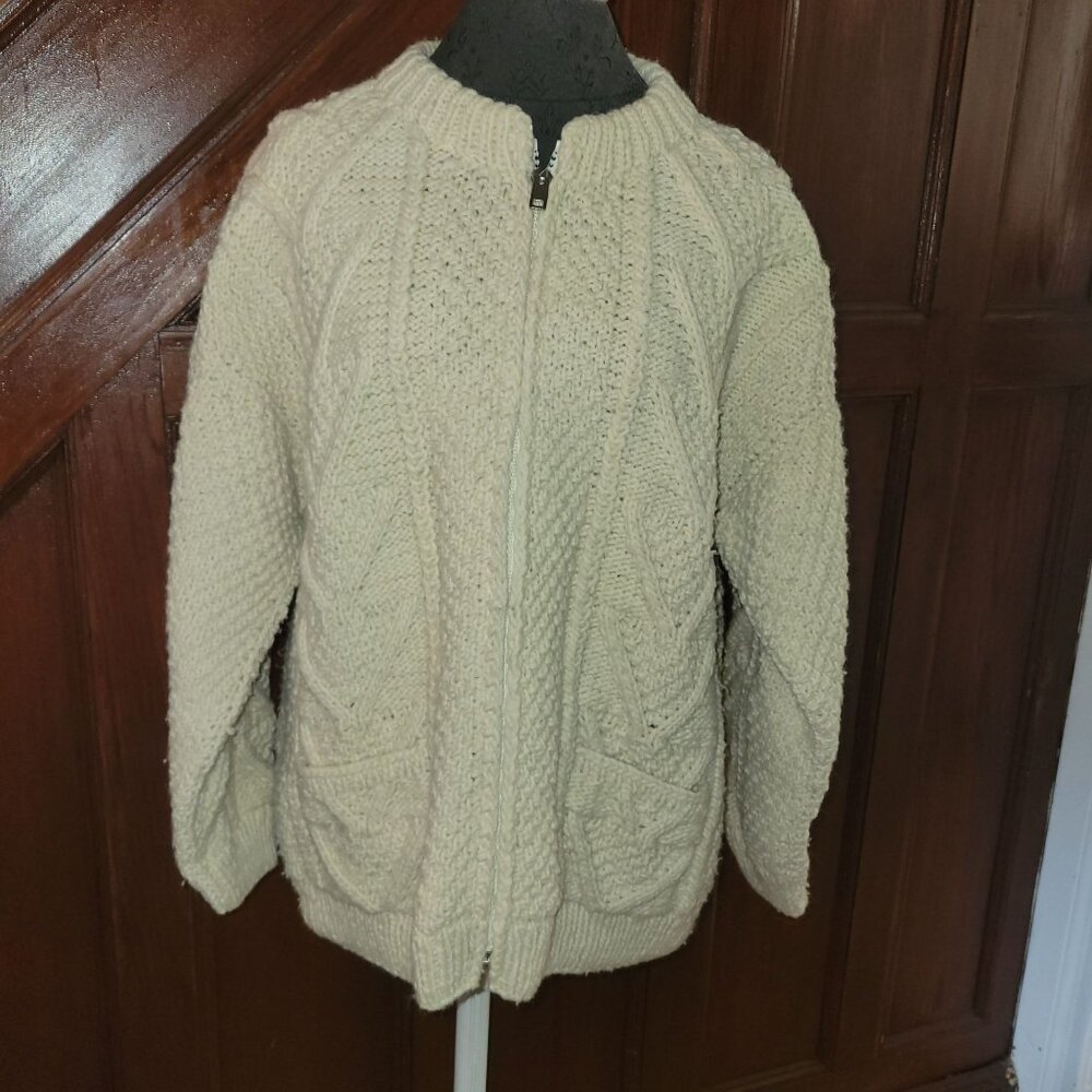 Vintage Ishka 100% Wool Hand-Knit Cardigan Sweater With Front Pockets  One Size